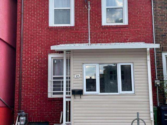 1 room for rent