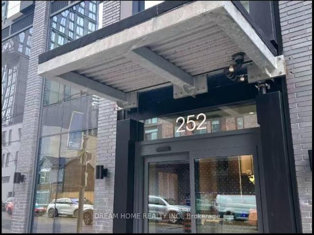 1 room for rent