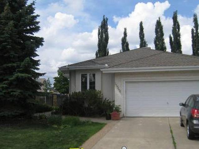 1 Room for rent in an executive bungalow in Twinbrooks