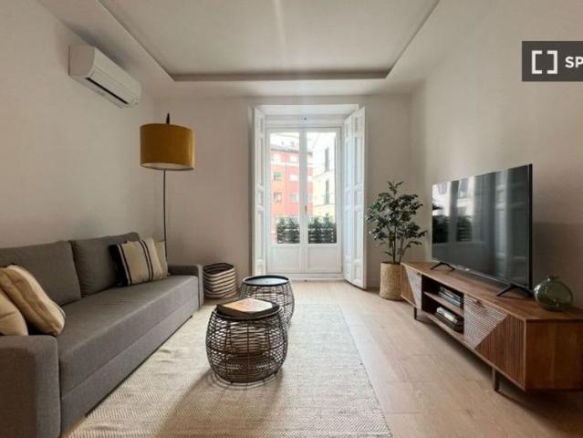 1 room luxury Flat for rent in Madrid, Spain