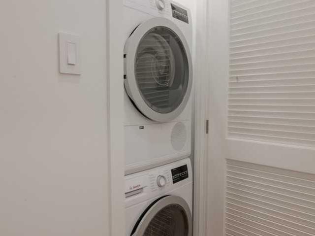 1 Rosemount Avenue 2 Bedroom Apartment for Rent at 1 Av Rosemount, Westmount, QC H3Y 3G6