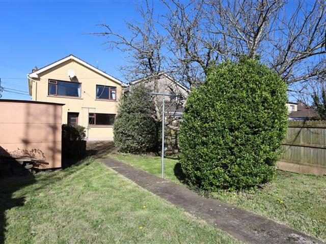 1 St. John's Terrace, Cork Road, Carrigaline, Cork Dennehy Auctioneers 4836 MyHome. Ie Residential