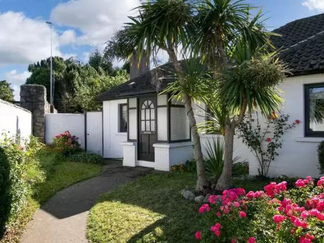 1 St Vincents Park, Blackrock, Co. Dublin, A94PX27 is for sale