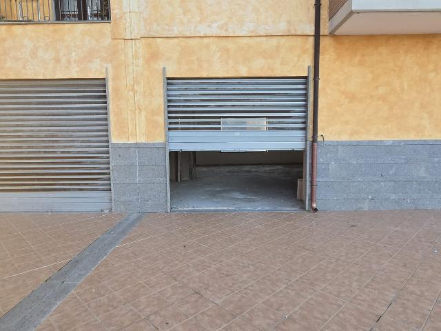 1 stanza in affitto