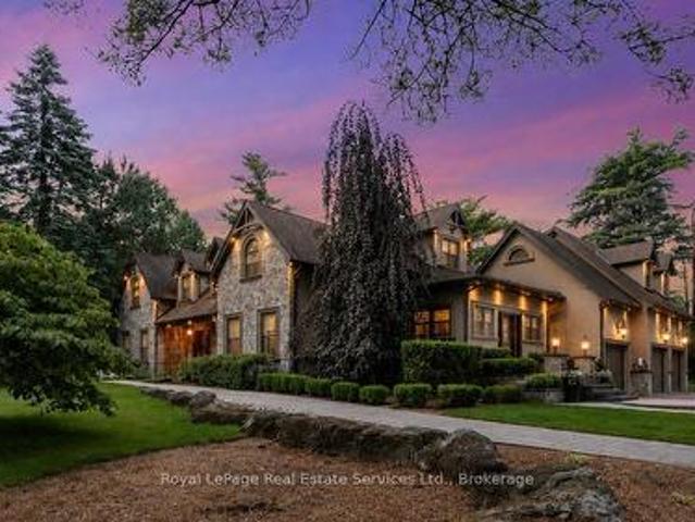 1 Stonebury Place, Hamilton, ON, L8B 0Z1 Luxury House for sale | Listing ID X13502 | Royal LePage Carriage Trade Luxury Properties