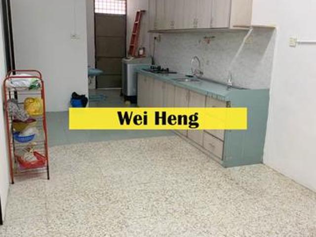 1 storey terrace freehold reno unit in batu maung for sell