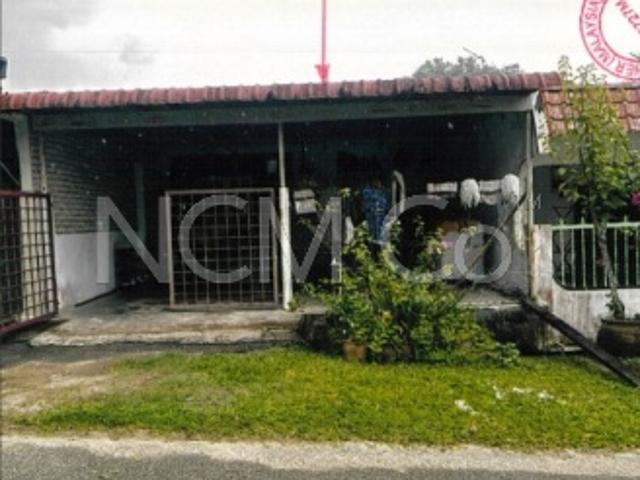1 Storey Terrace House, Intermediate