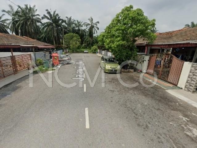 1 Storey Terrace House, Intermediate