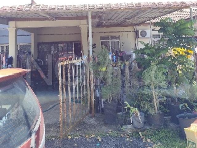 1 Storey Terrace House, Intermediate