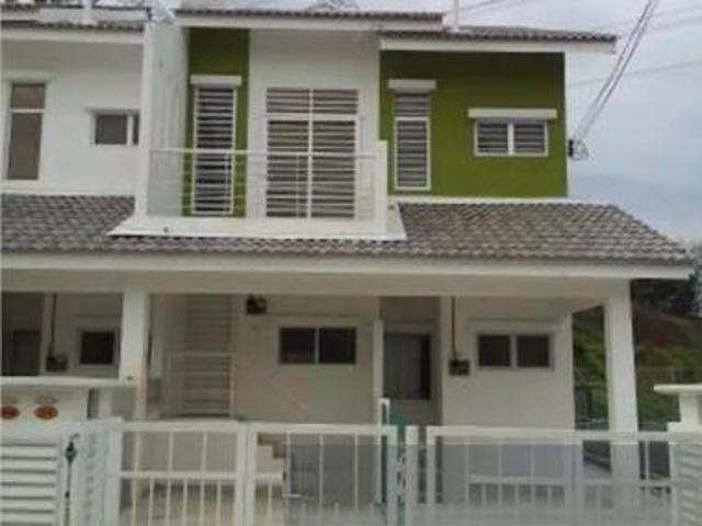 1 storey Townhouse NLot 10 f Town Villa Taman Tasik Puchong Prima