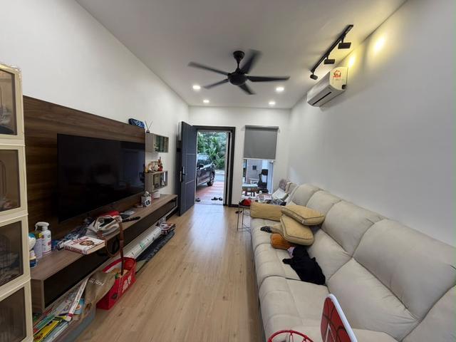 1 Storey Tmn Mount Austin Jln Mutiara Emas Unblock Renovated