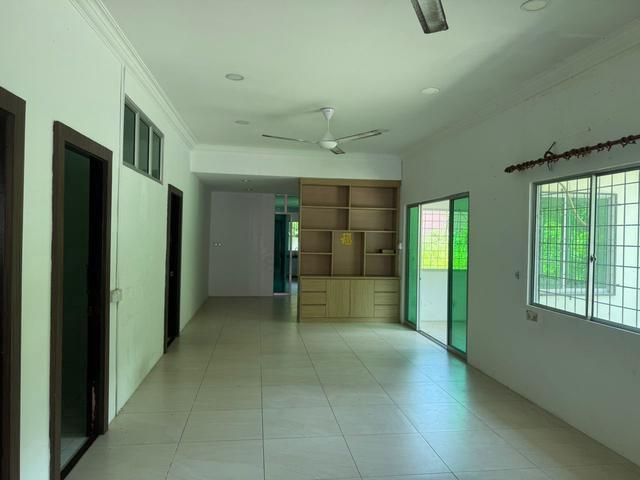 1 Storey End Corner 4RB Taman Nelly KK