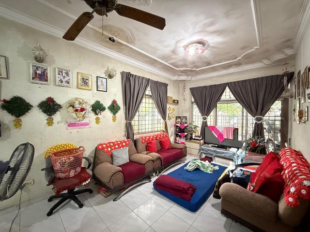 1 Storey For Sale Bandar Seri Alam Jalan Suria Corner Lot