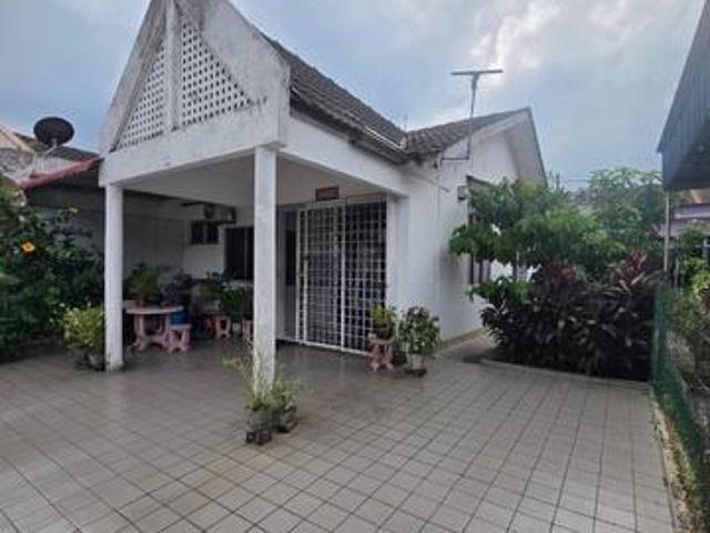 1 Storey For Sale Bandar Seri Alam Jln Suria Masai Extra 10ft Lan