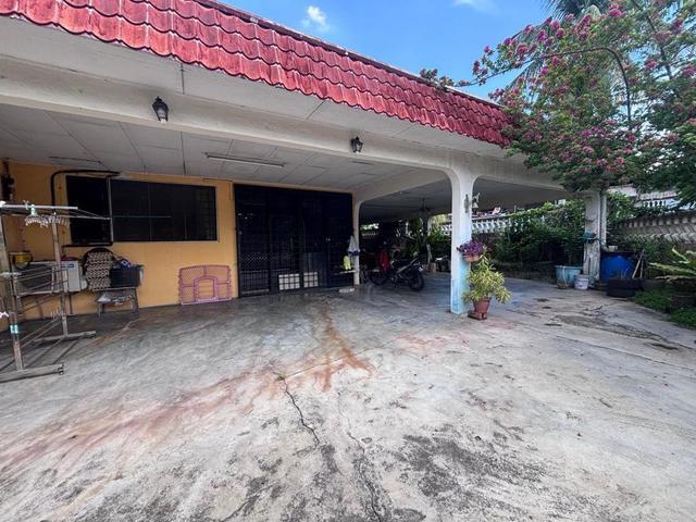 1 Storey For Sale Johor Jaya Jln Anggerik Corner Lot Tebrau