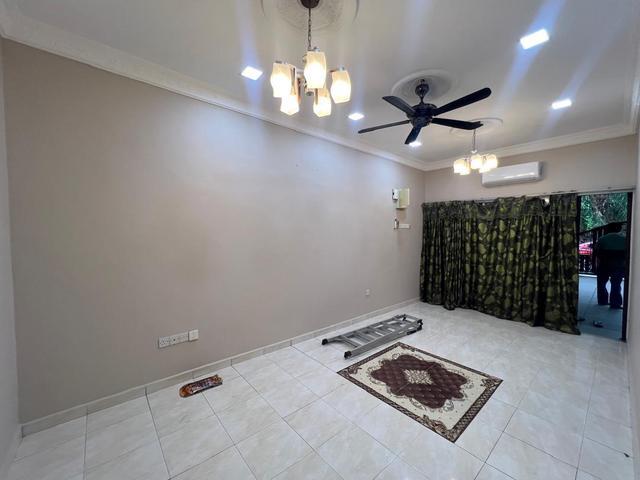 1 Storey House JALAN KEBUN 4 Bedroom MOVE IN READY