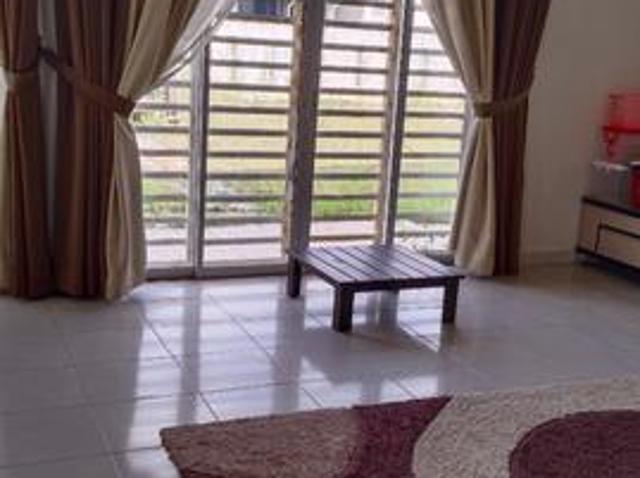 1 Storey Semi D House Corner Lot with Gazebo