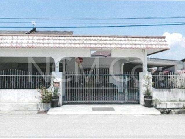 1 Storey Semi Detached House