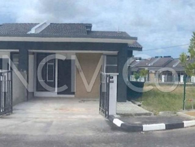 1 Storey Semi Detached House