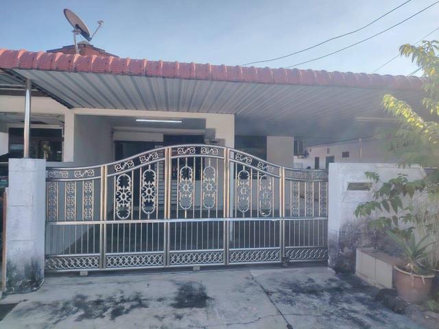 1 Storey SemiD House near main Road Taman Bukit Minyak