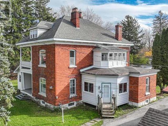 1 Sturgeon Bay Road, Severn Coldwater, ON, L0K 1E0 house for sale | Listing ID S13431 | Royal LePage