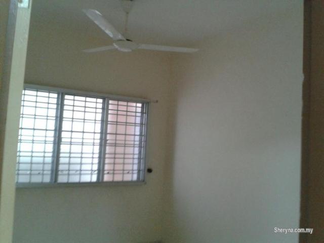 1 sty Tmn Bemban, near Mydin Jasin [renovated]