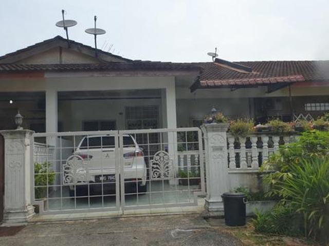 1 Sty house Bandar tasik kesuma Semenyih