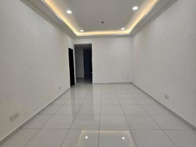 1 Sty Jalan Laksamana Renovated Extended Taman Ungku Tun Aminah Skudai