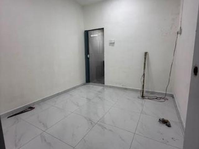 1 Sty Low Cost Jalan Zamrud Renovated Extened Taman Zamrud Ulu Tiram