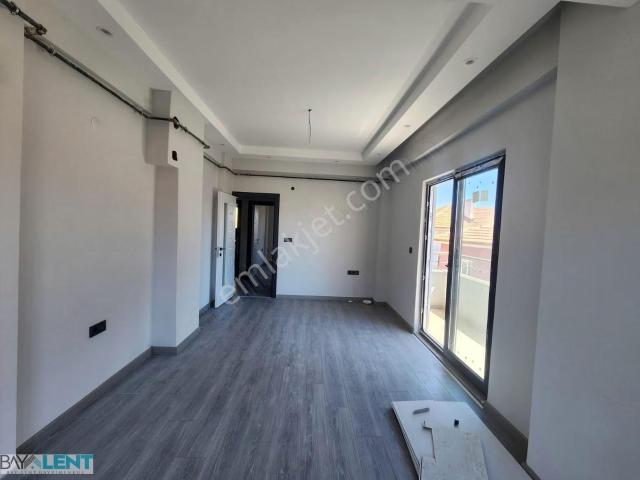 1.sakarya Mahallesinde Güzel Konumda 2+1 Sıfır Dairemiz Satılık