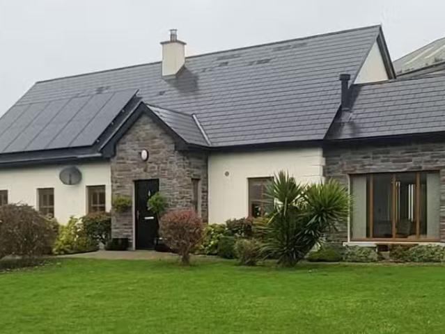 1 Saint Caillins View, Fenagh, Co. Leitrim, N41D376 is for sale