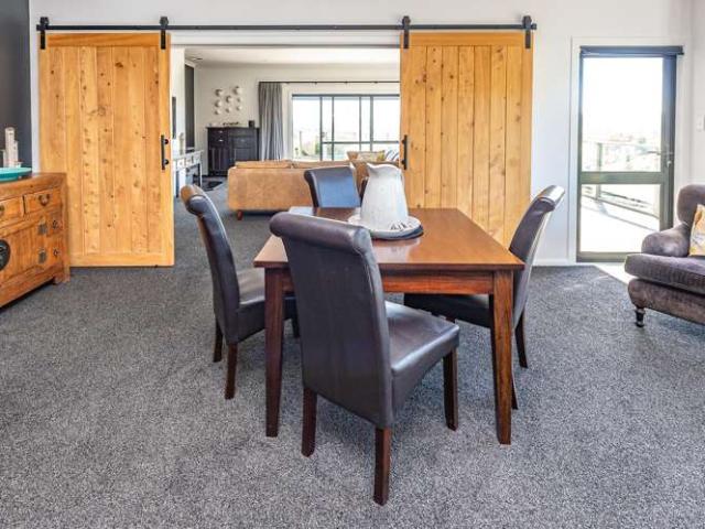 1 Shakespeare Road, Bastia Hill, Whanganui