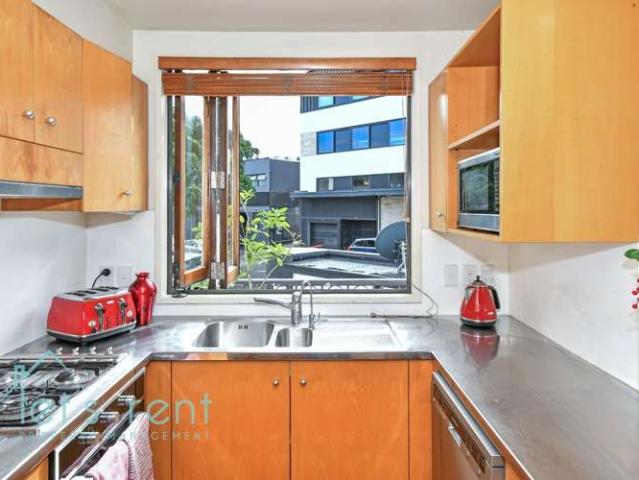 1 Sheehan Street, 1766, Auckland City