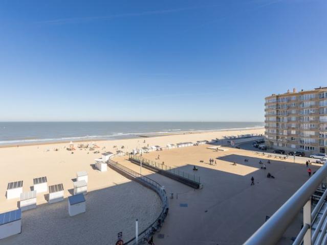 1 slaapkamer appartement op de zeedijk van Oostende