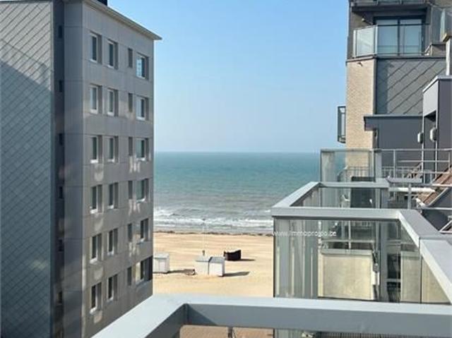 1 slaapkamer appartement te koop in De Panne, met zeezicht!