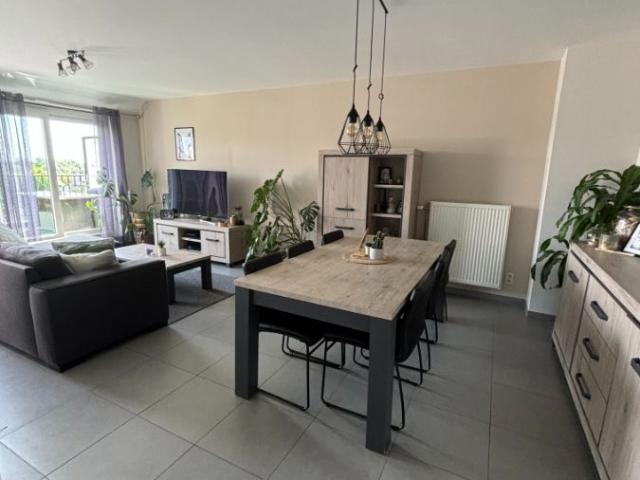 1 slpk APPARTEMENT + GARAGE