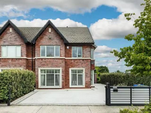 1 The Bailey, Castle Farm, Naas, Co. Kildare, W91P3XV is for s.
