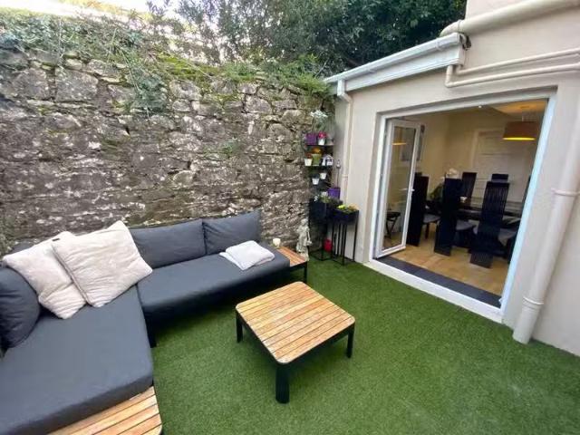 1 The Cottages, Barrington Avenue, Blackrock, Cork