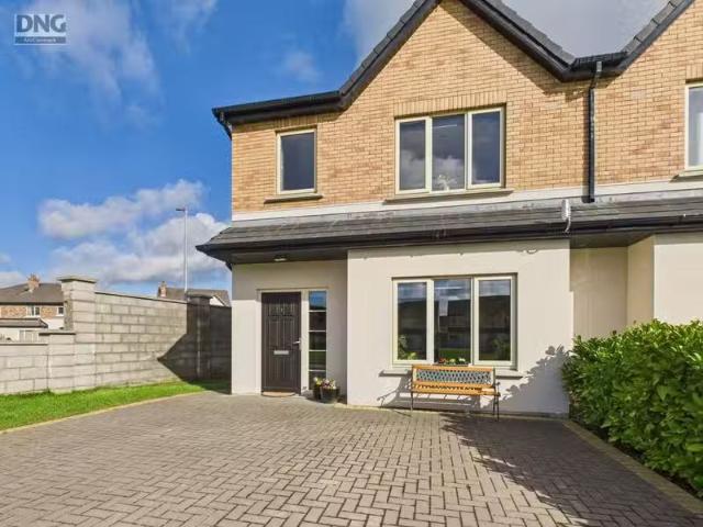 1 The Crescent, Cluain Dara, Derrinturn, Co. Kildare, W91N1KP.