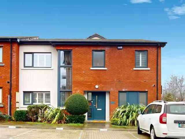 1 The Rise, Carrickmines Manor, Carrickmines, Dublin 18