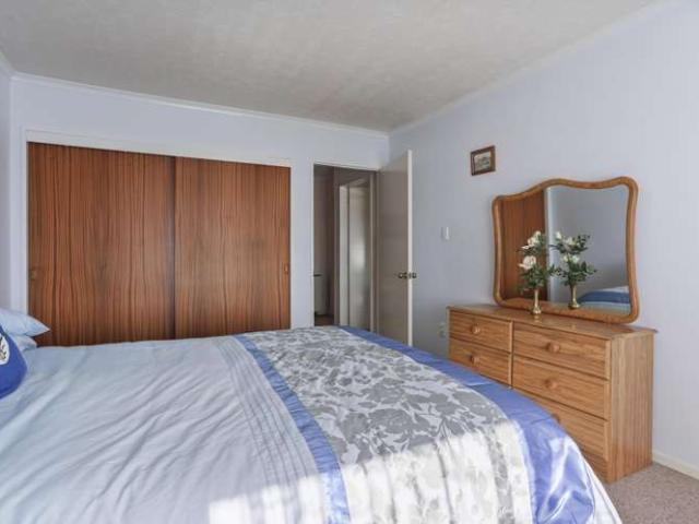 1/ Thorrington Road, Cashmere, Christchurch City