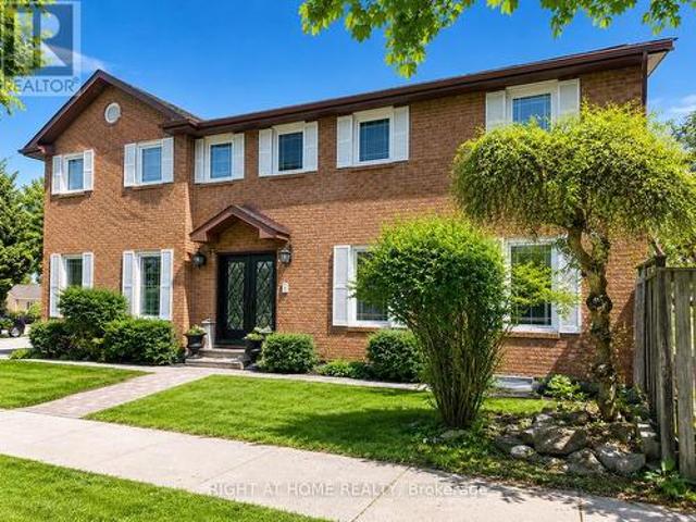 1 Tiffany Gate, Richmond Hill, ON, L4C 6W7 house for sale | Listing ID N13172 | Royal LePage