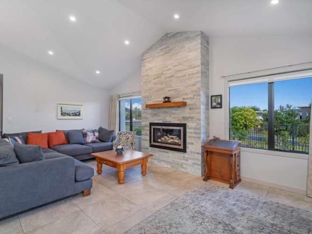 1 Topping Place, Whitianga, Thames Coromandel