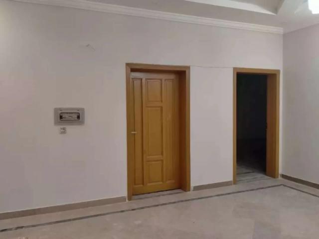 1 unit 10 Marla house Islamabad E 11 ID 30198