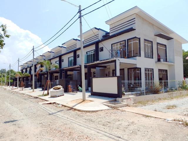 1 UNIT CORNER LOT bersebelahan airport KUALA NERUS