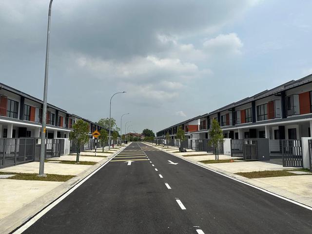 1 unit only brand new casira 3 bukit raja