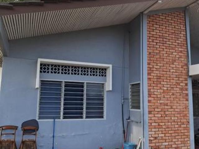 1 unit single storey bungalow in Taman Yoon Lian Jalan Rasah