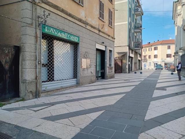 1 Vetrina in affitto a Nova Milanese