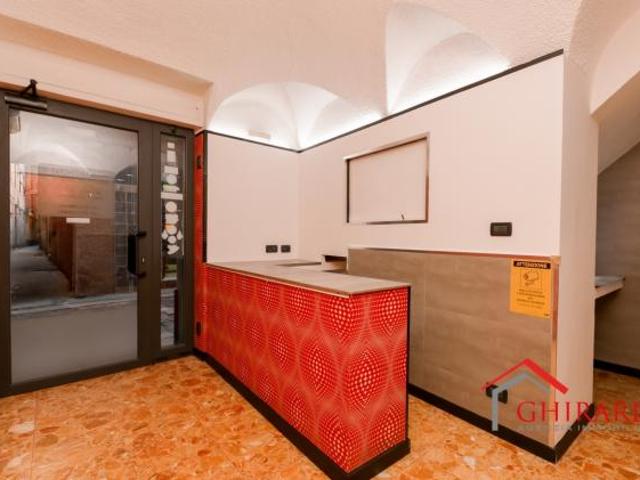 1 Vetrina in affitto a Genova