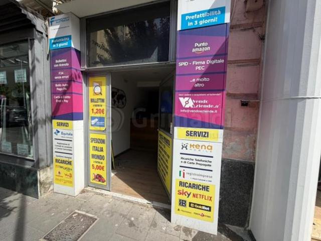 1 Vetrina in affitto a Giugliano in Campania
